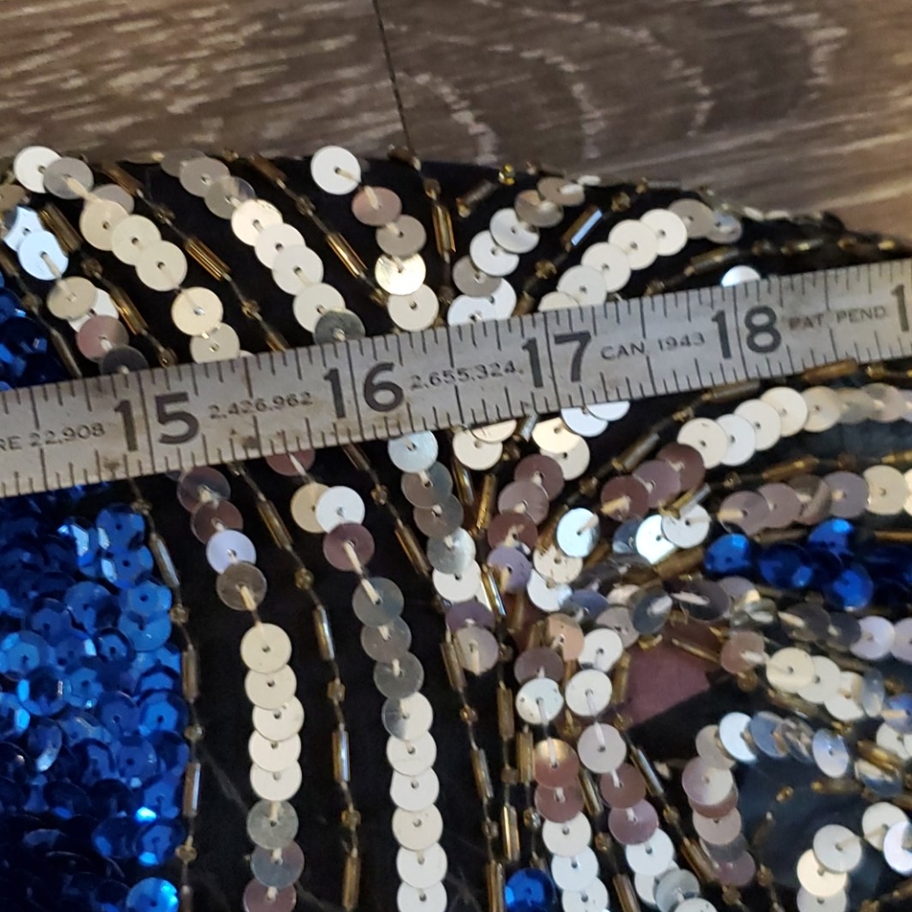 Sequined And Beaded Sheer Rop - image 3